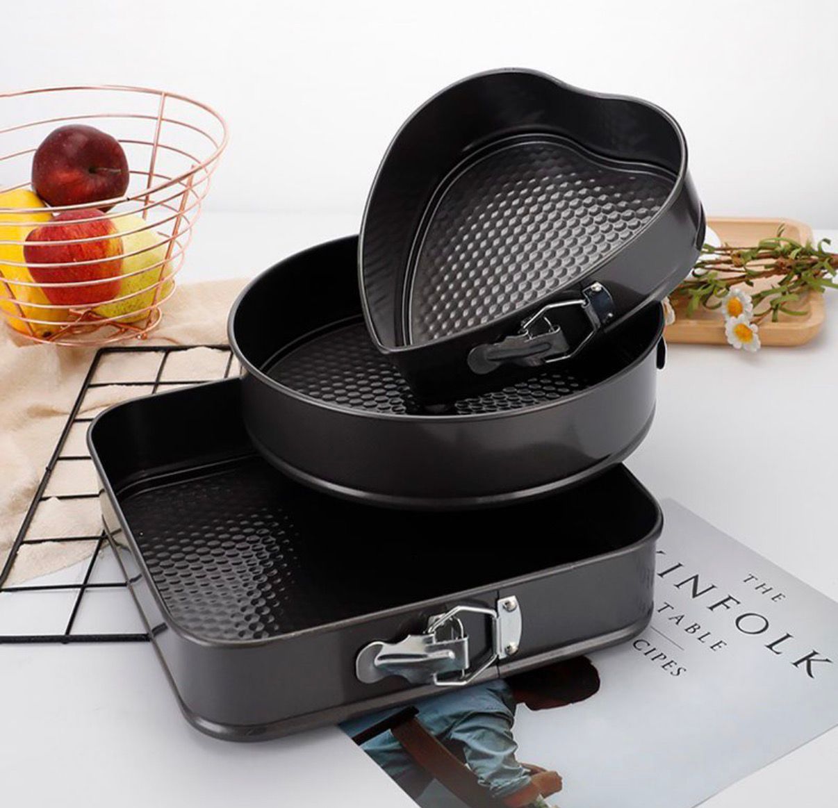 Set de 3 Asaderas Moldes, Desmontables y Antiadherentes, Cuadrada de 28cm, Redonda 26cm y Corazón 24cm