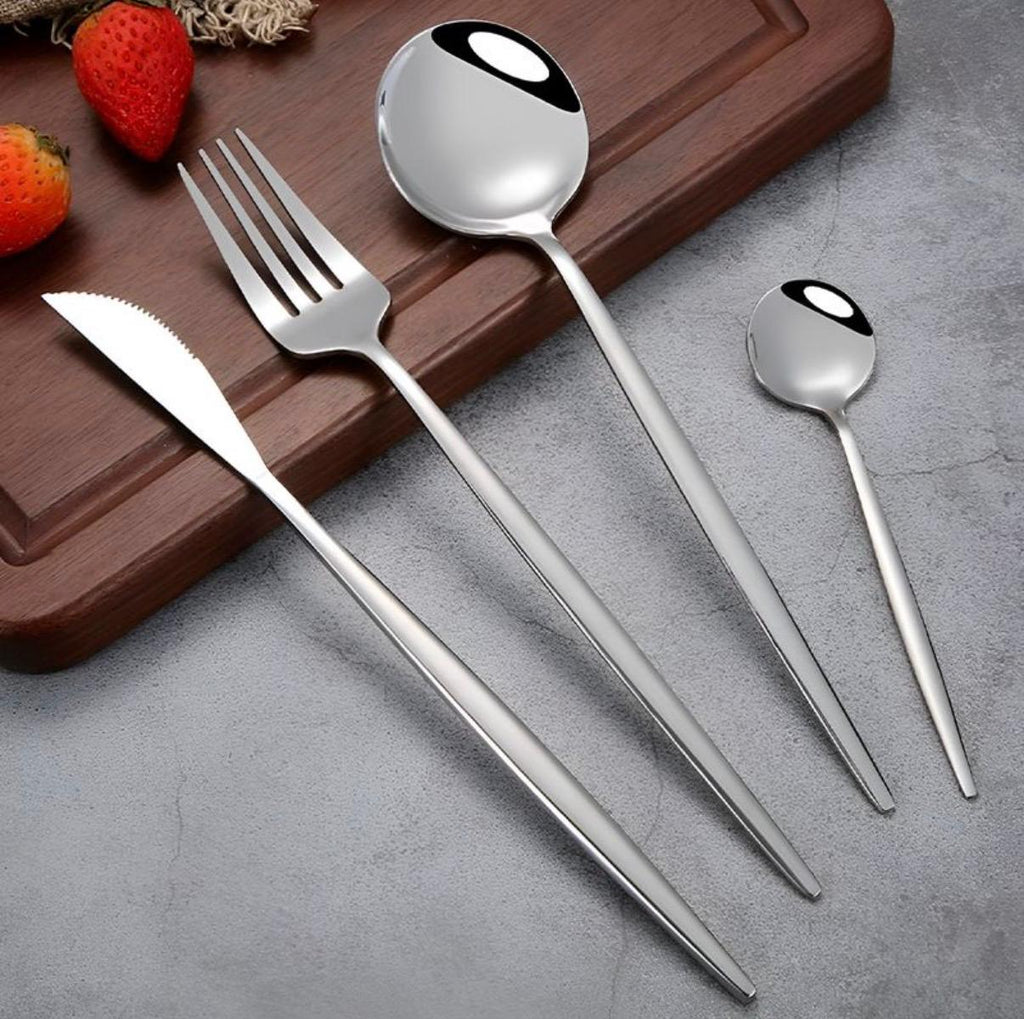 Juego de 24 Cubiertos de Acero Inoxidable con Acabado Pulido de espejo