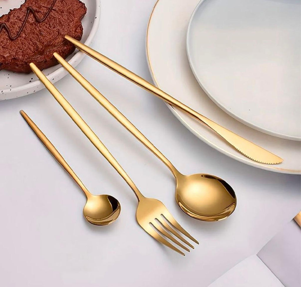 Juego de 24 Cubiertos de Acero Inoxidable con Acabado Pulido de espejo